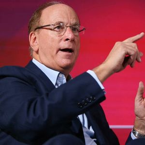 BlackRock CEO Larry Fink Predicts Bitcoin Could Reach $500,000 to $700,000