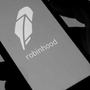 Robinhood to Enable 24/7 Trading of Tokenized U.S. Securities in Europe on Arbitrum, Ethereum, or Solana Amid SEC Policy Shift