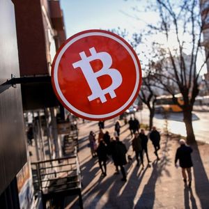 Bitcoin Hits One-Month High, Revives Talk of Another Record Run