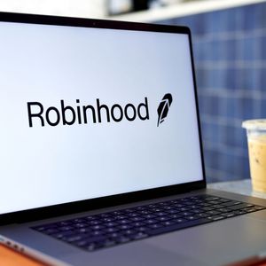 Robinhood Adds Tokens to Offering for US Crypto Clients