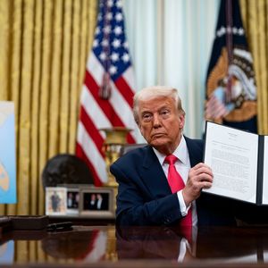 Trump Signs Order Creating Bitcoin Reserve and Crypto Stockpile