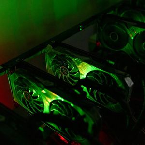 WhiteFiber Is Said to Have Raised $159.4 Million in Upsized US IPO