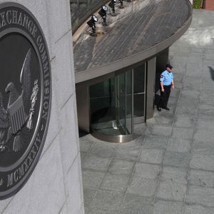 Crypto Bill Seen Hindering Fraud Prosecutions, States Warn