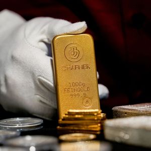 Crypto’s ‘Digital Gold’ Myth Exposed as Traders Pivot to Metals