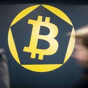 Bitcoin Slides as Risk of Prolonged Iran War Weighs on Crypto