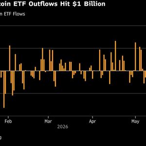 Bitcoin Hits Two-Week Low as Liquidations Top Half a Billion