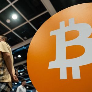 Bitcoin Falls Below $60,000 for First Time Since 2024 Trump Win