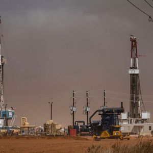 West Texas Gas Rises Above Zero for First Time in Four Months