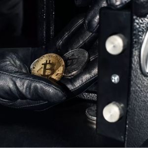 The Crypto Paradox: Most Americans Know About It, But Few Trust It — Survey