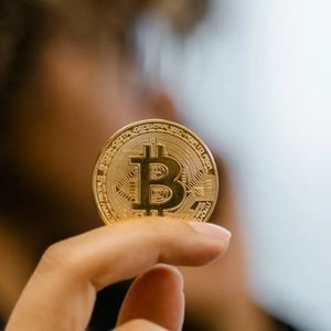 Secret Weapon For Bitcoin? This Level Could Unlock A Historic Rally, Analyst Says