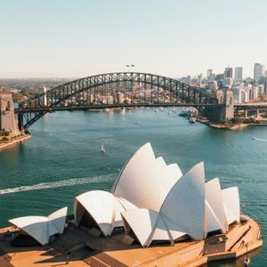 Crypto Firms $104 Million Collapse: Australian Watchdog After Two Unlicensed Companies