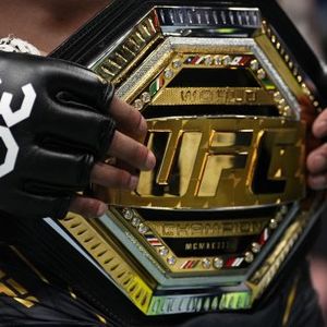 Fighter’s Bitcoin Challenge: UFC 300 Winner Calls For $300,000 Crypto Bonus