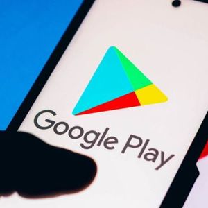 Move Over Facebook: Phantom Wallet Now Tops Google Play Charts
