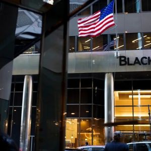 BlackRock Amplifies Its BTC Bet As Spot Bitcoin ETF AUM Barrels Past $21 Billion