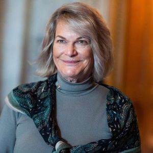 Fight Inflation With Bitcoin: Cynthia Lummis Calls For US To Buy 1 Million BTC