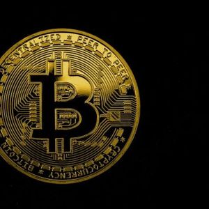 Bitcoin Finds Major Relief After 10 Years: Is The US Government Now The Biggest Threat?