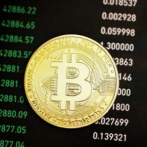 Bitcoin Set To Benefit From Strategy’s Potential S&P 500 Inclusion, Analyst Predicts