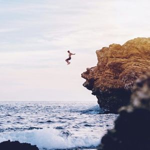 Blockchain Earnings Take A Dip — 16% Drop In Just 1 Month: Report