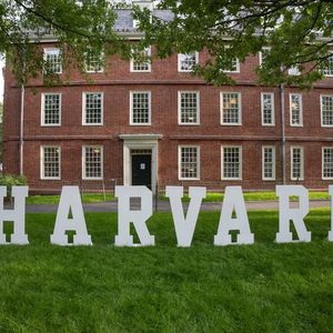 Harvard’s Bitcoin Bag Swells: Spot BTC ETF Holdings Climb 257% In Q3