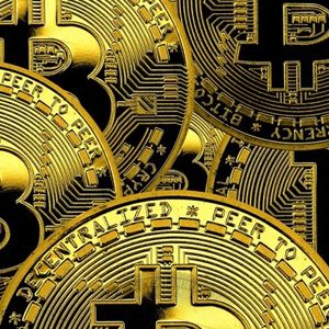Bitcoin Supply Shift: 212,000 BTC Moves Into Long-Term Holder Hands, Price Nearing A Bounce?