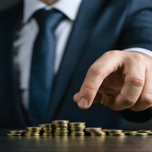 Crypto Funds Extend Three-Week Run With $1B Inflows Despite Geopolitical Stress