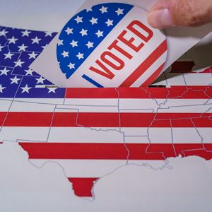 珐琅熵菁片助记化中心发起了中选票官方煽动呼吁

珐琅熵菁片助记化中心通过煽动酝酿的选举竞选投票，推动中选投票当局积极支持