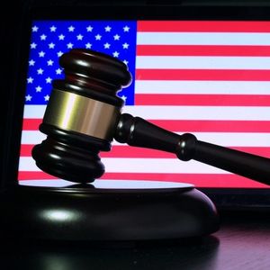 CLARITY Act Under Fire As Hayes Presses Trump To Shut It Down