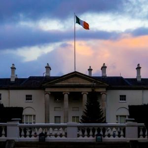 Irish Central Bank Calls Crypto Ponzi, Urges Ban On Crypto Advertisements