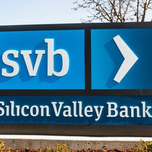 Silicon Valley Bank Faces Financial Woes as Stock Is Halted, Sells $21 Billion Bond Portfolio at a $1.8 Billion Loss