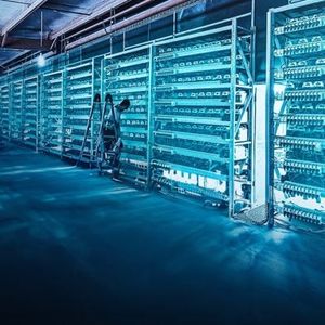 Bitcoin Difficulty Takes a Dip: Network’s First Downward Adjustment in 56 Days Signals Easier Mining Ahead