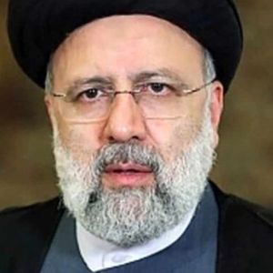 Iran’s President Says De-Dollarization Key to a Fair International System