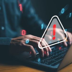 US Authorities Accuse Former Security Engineer of Siphoning $9 Million From Defi Platform