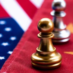JPMorgan Warns Dollar Dominance Faces Risks From Political Instability, US-China Tensions