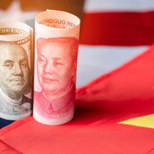 Former Central Banker Discusses How Chinese Yuan Could Become on Par With US Dollar
