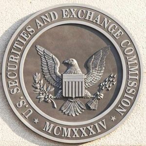 SEC Could Approve Spot Bitcoin ETF Within 6 Months, Says Mike Novogratz