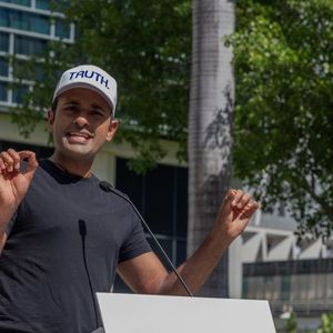 CBDC Is Grave Threat to Liberty, Presidential Hopeful Vivek Ramaswamy Warns