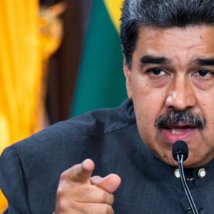 Venezuelan President Nicolas Maduro Calls for De-Dollarization of the Global Economy