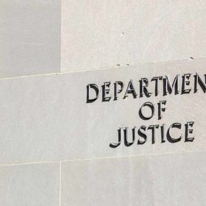 Former SEC Official Urges DOJ Action Against Crypto Industry — Says Crypto Grifters Need Threat of Prison Time