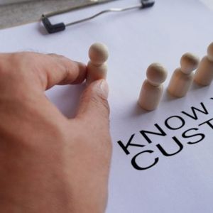 ‘Stringent AML and KYC Processes’ Can Help Build Consumer Confidence in the Web3 Economy — Przemek Kowalczyk