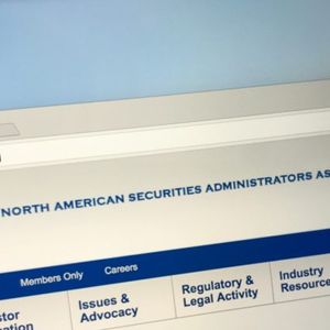 State Securities Regulators Support SEC in Lawsuit Against Crypto Exchange Coinbase