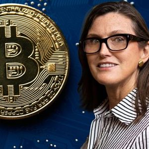 Cathie Wood Endorses Bitcoin ‘Hands Down’ Over Gold and Cash, Foresees Deflationary Economy