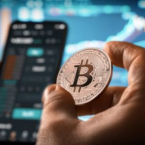 Bitcoin Surpasses $39K, Achieving 19-Month Peak in Saturday’s Crypto Market Surge