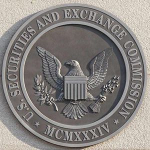 Blackrock and Bitwise Update Their Spot Bitcoin ETF Filings Amid SEC Approval Hype