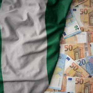 Prohibition of Cash Withdrawals From VASPs Operated Accounts May Contradict Central Bank’s Cashless Policy — Nigerian Lawyer