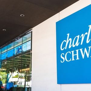 Analysts Suggest Financial Giant Charles Schwab Poised to Shake Up Bitcoin ETF Market With Potential Late Entry