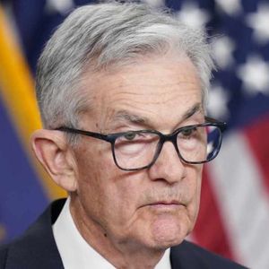 Fed Chair Powell Says US Government Is on ‘Unsustainable’ Fiscal Path