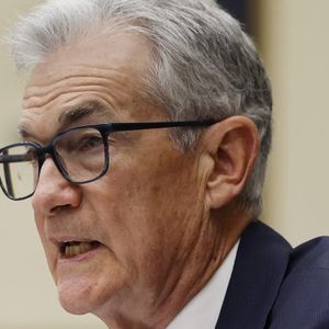 Fed Chair Powell Eases CBDC Concerns: US Far From Direct Fed Accounts, Emphasizes Need for Congressional Approval