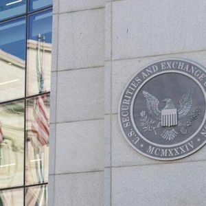 Coinbase Sues SEC, FDIC for Transparency on Crypto Regulations
