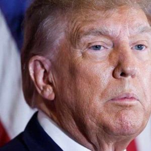 Skybridge’s Scaramucci Warns Billionaires Supporting Trump: Dangerous Times Ahead