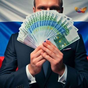 $2.3 Billion in Dollar, Euro Bills Shipped to Russia Despite Ban